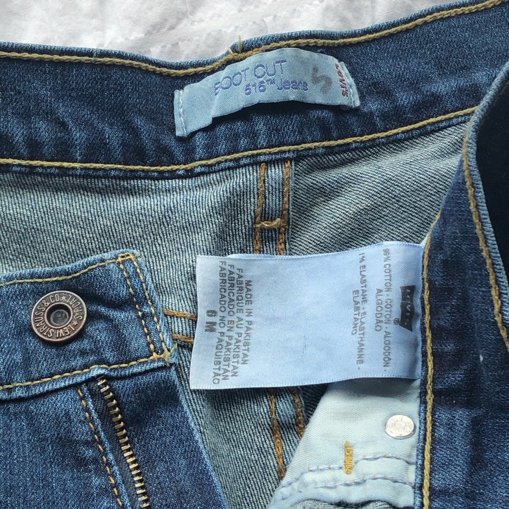 SOLD! LEVI’S 515 Bootcut Studded Flap Pocket Jeans- Sz 6 - Picture 6 of 7